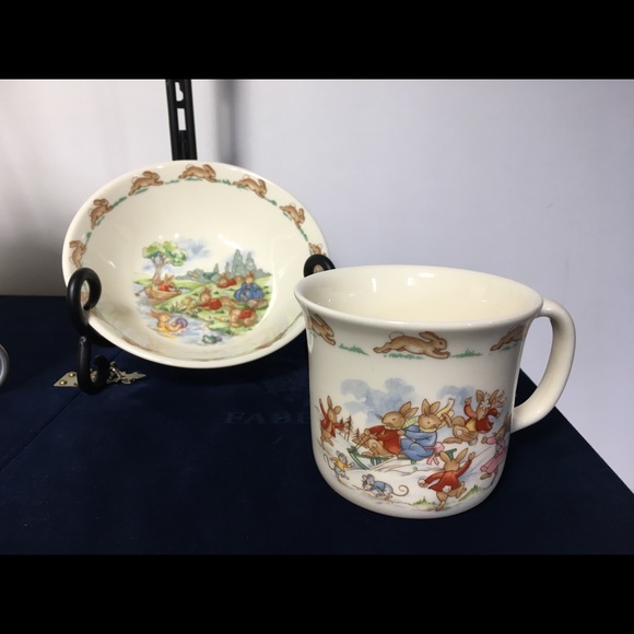 Bunnykins Fine Bone China Royal Dalton 3 piece set - Picture 4 of 15